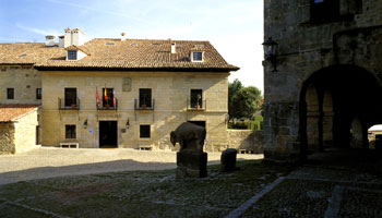 foto del parador de Santillana Gil Blas