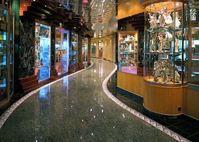 http://www.logitravel.com/contenidos/scruceros/barcosG/10/galeria/tn/Tiendas.jpg